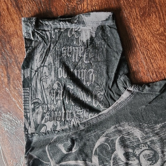 Indigo star, Rock of the ages men's large graphic tee - Picture 9 of 15